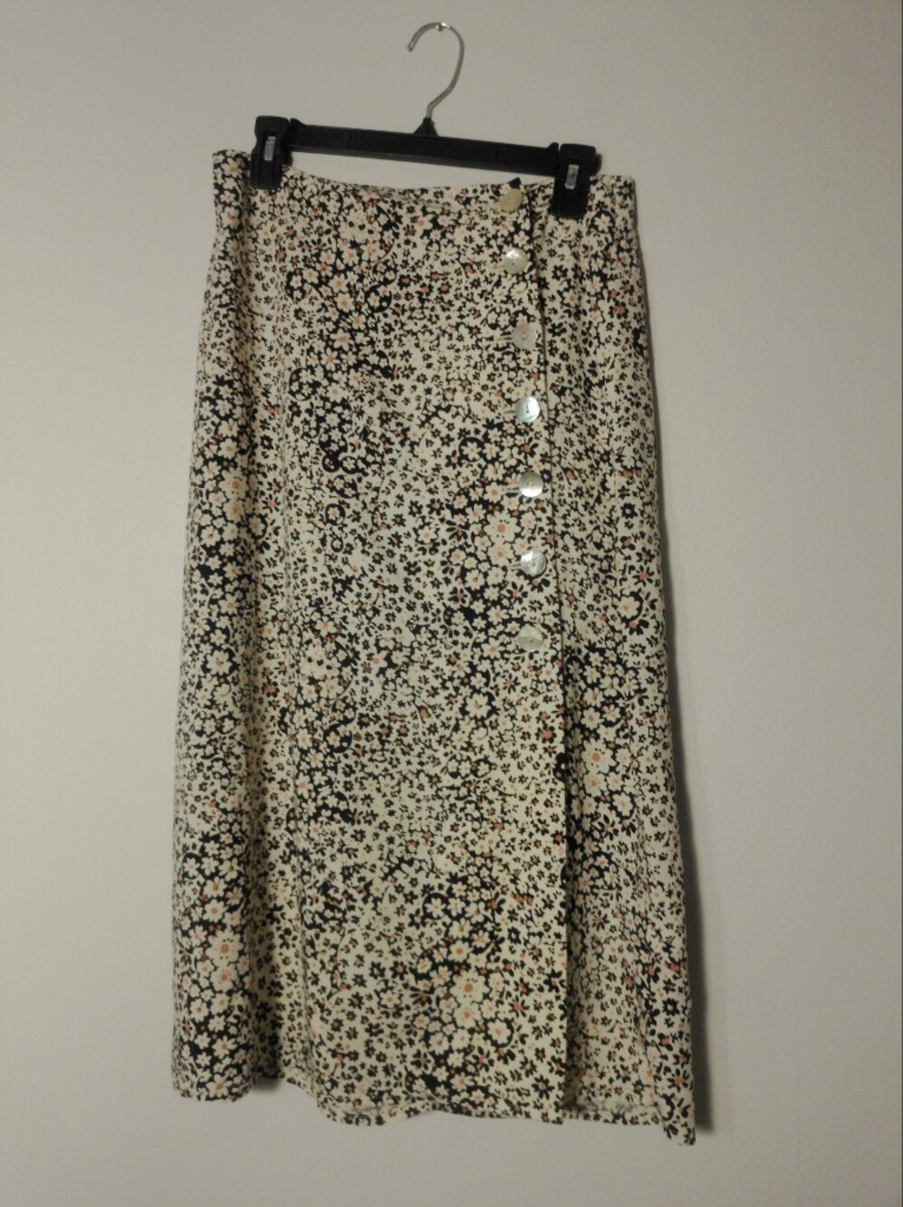 Madewell Side-Button Skirt in Petite Blooms Floral Midi Skirt